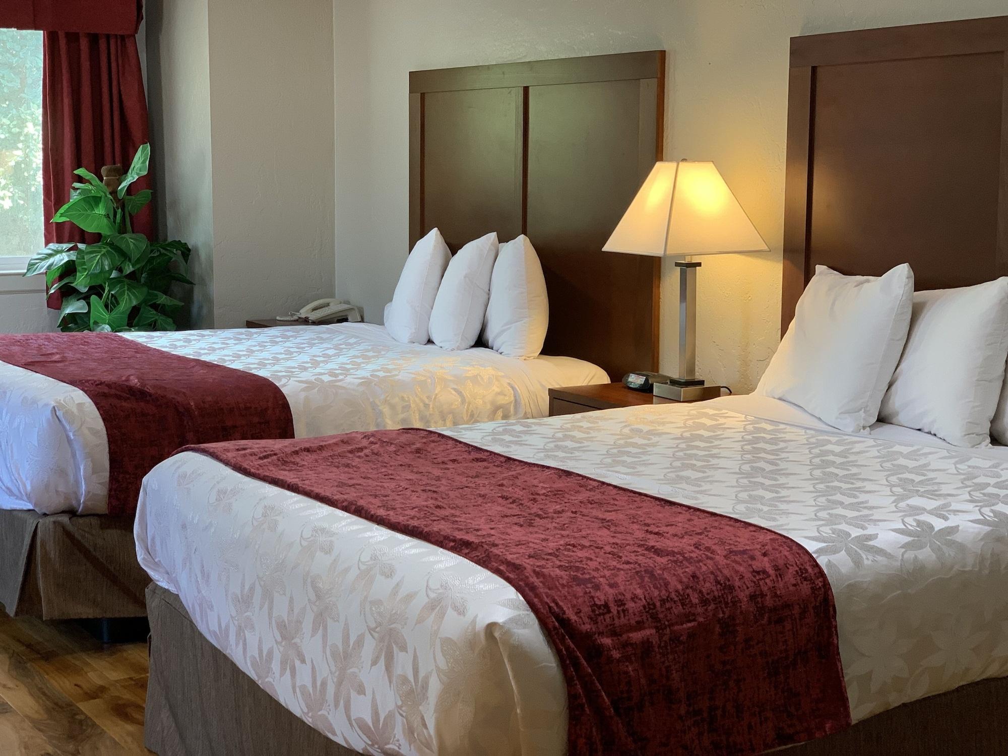 Red Carpet Inn Medford Bagian luar foto